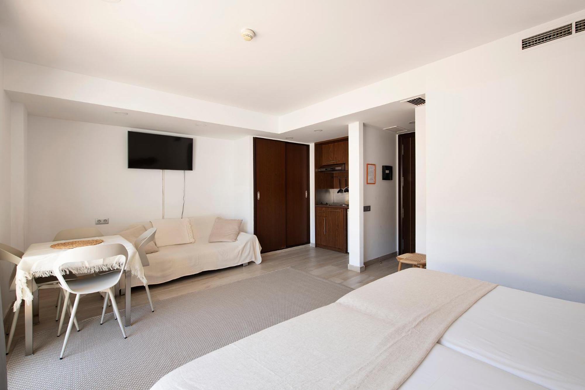 Aparthotel Centric Castelldefels Exteriör bild