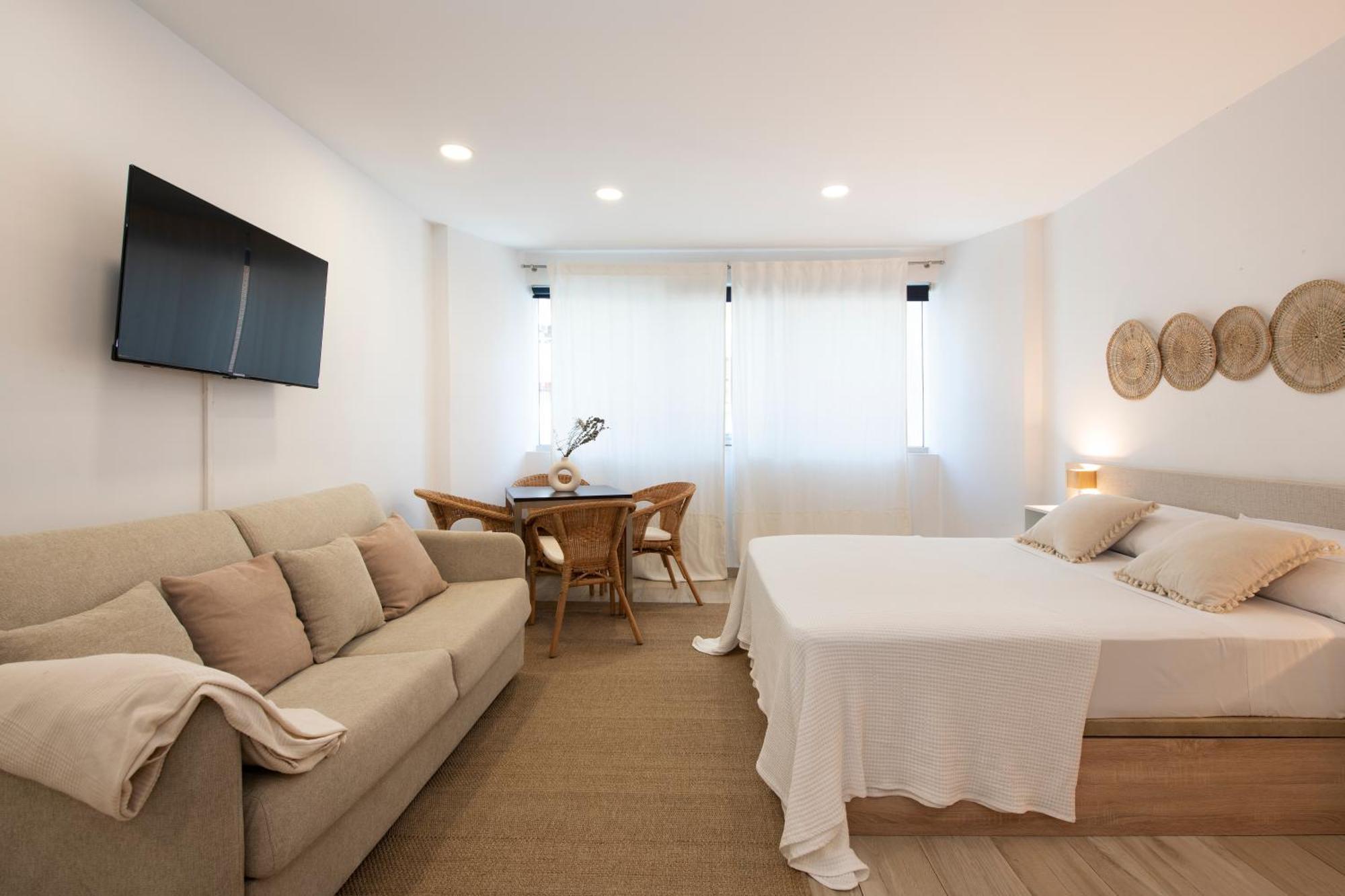 Aparthotel Centric Castelldefels Exteriör bild